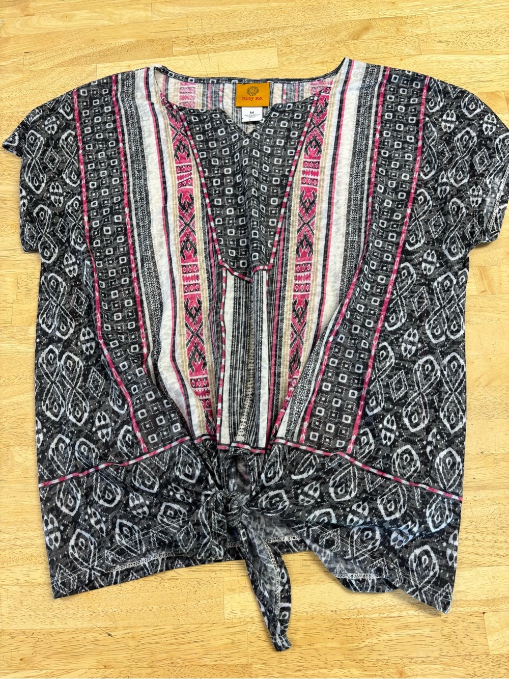Ruby Rd. Black and Pink Tie-Front Crop Top